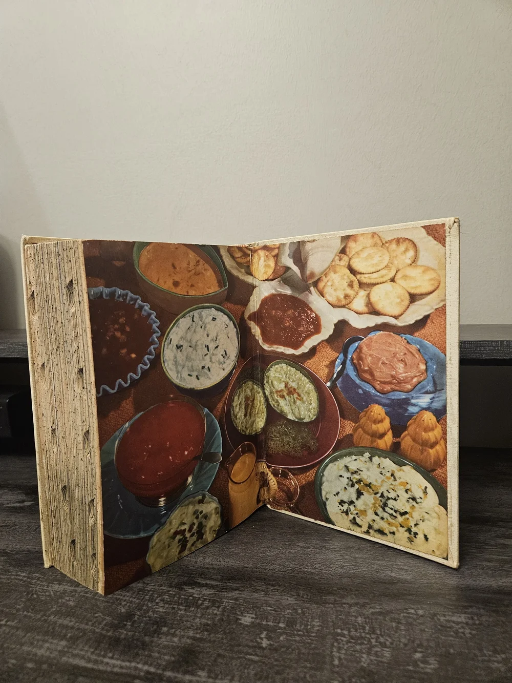 Vintage 1967 Culinary Arts Institute Encyclopedic Cookbook HC Deluxe Ed